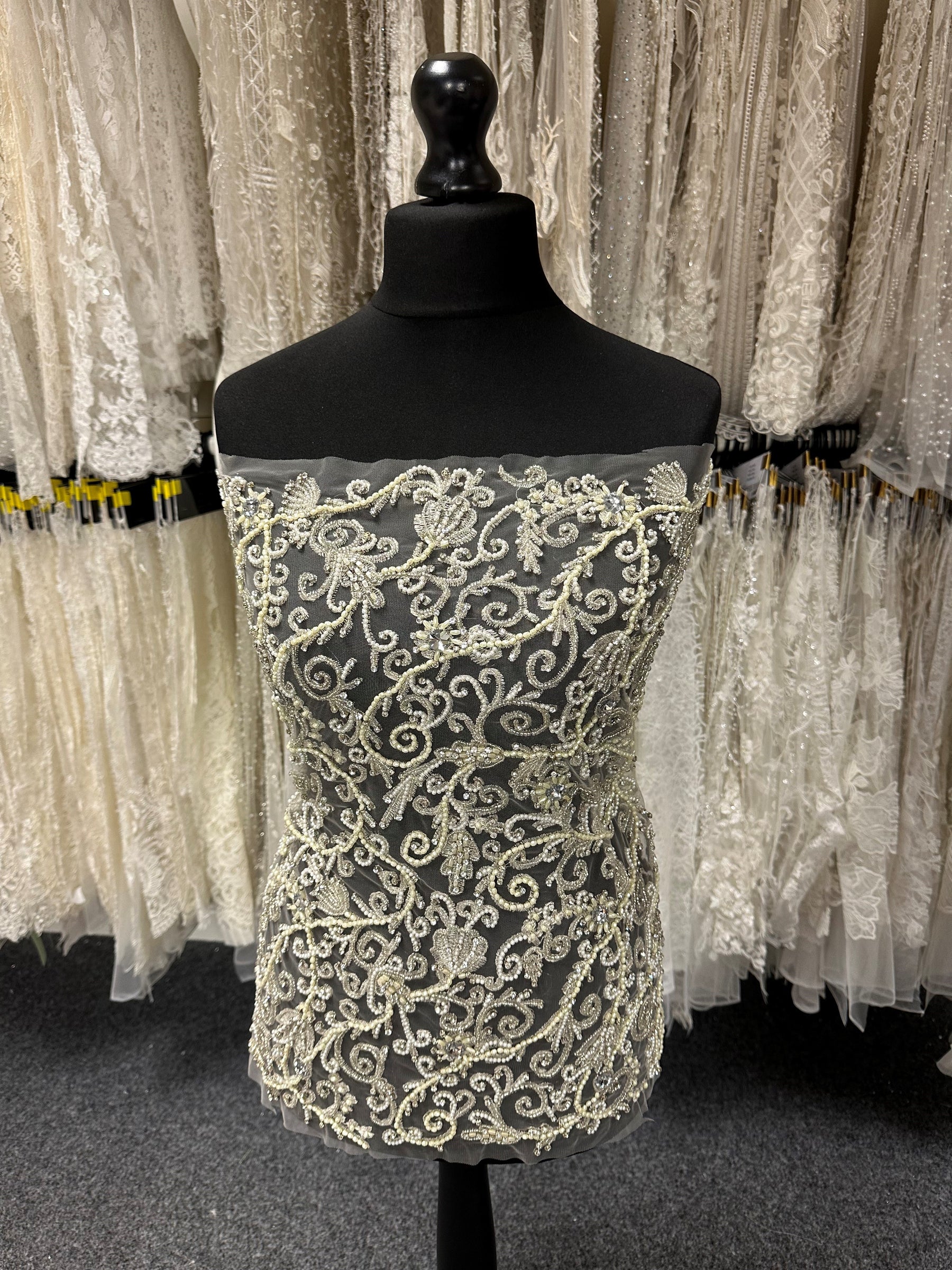 Ivory Crystal Lace - Kimchi