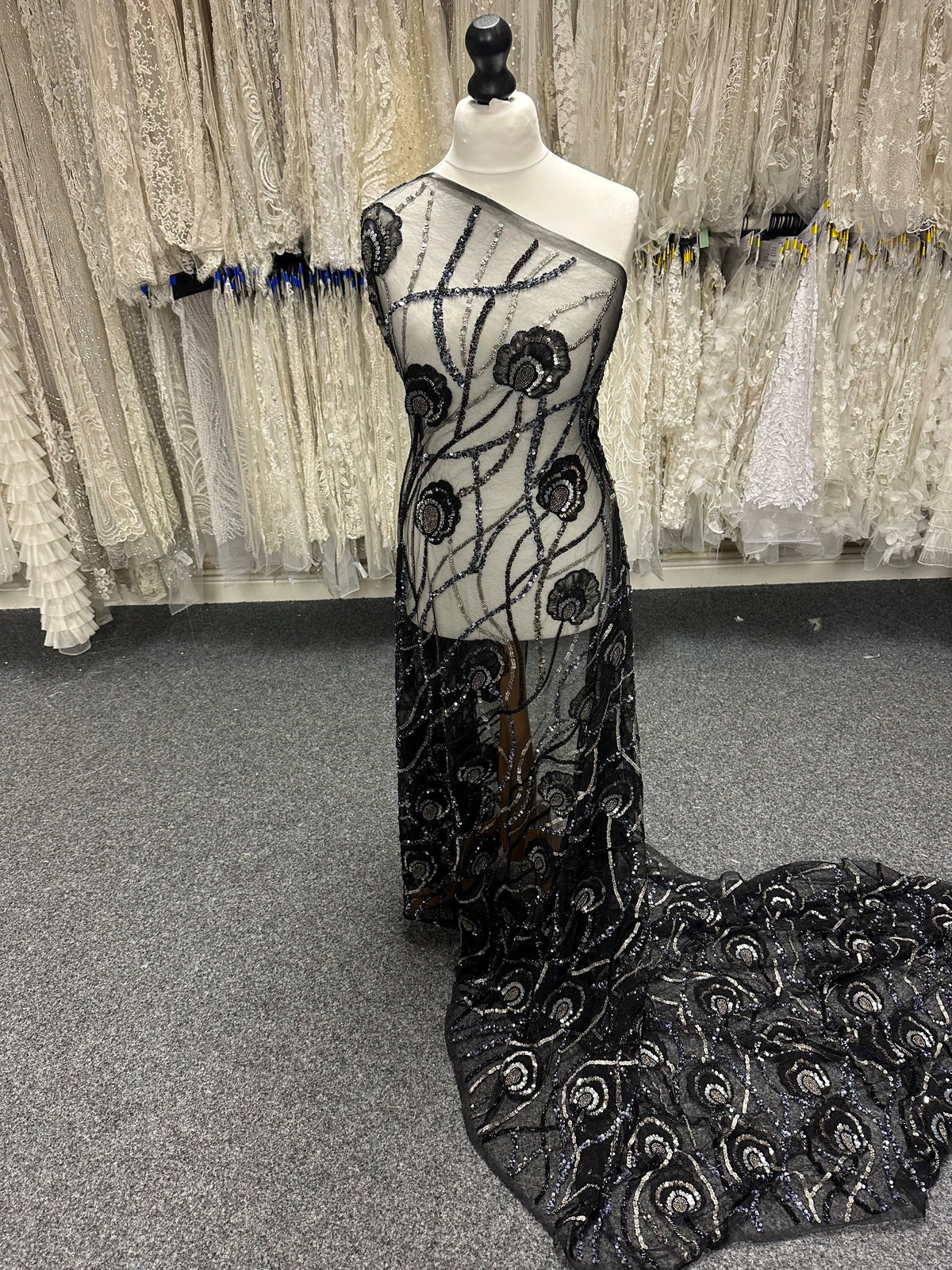 Black Beaded Lace - Betty