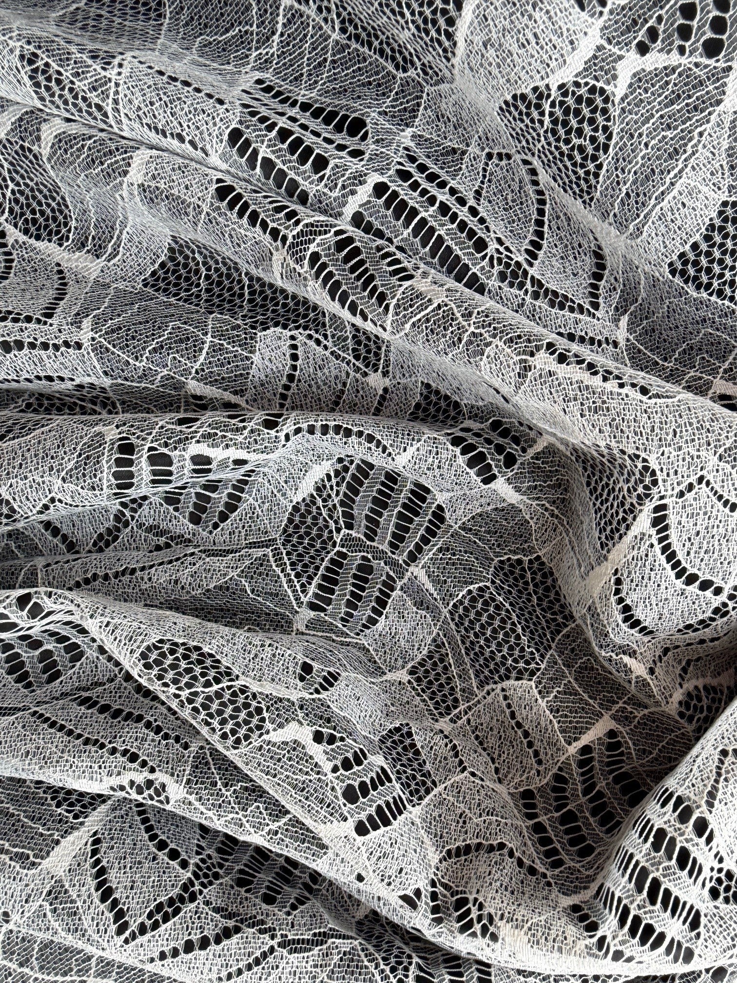 Ivory Lace - LA6002