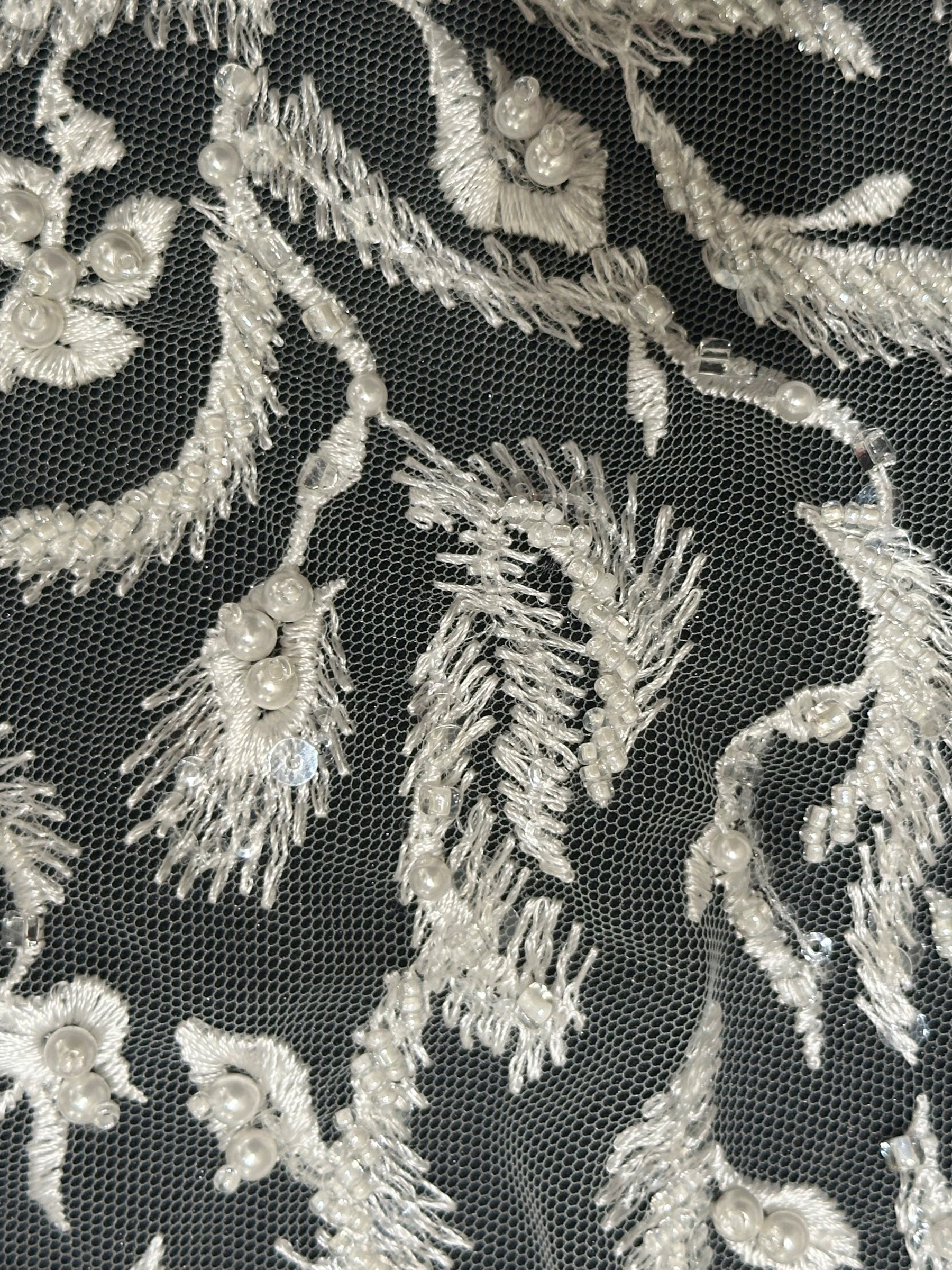 Ivory Graduated Flower Lace - Paula (CF)