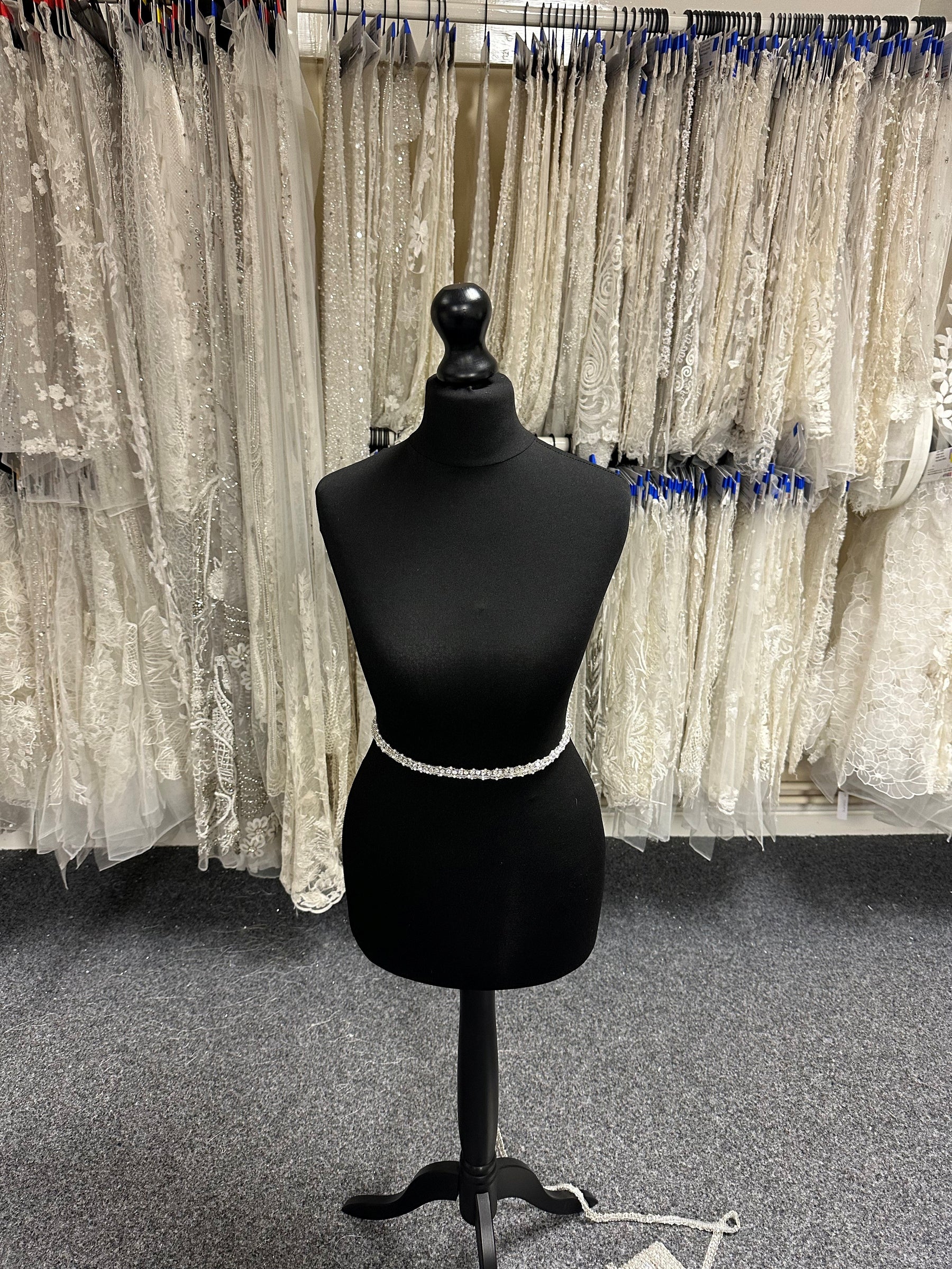 Ivory Pearl and Bead Trim - EH1004