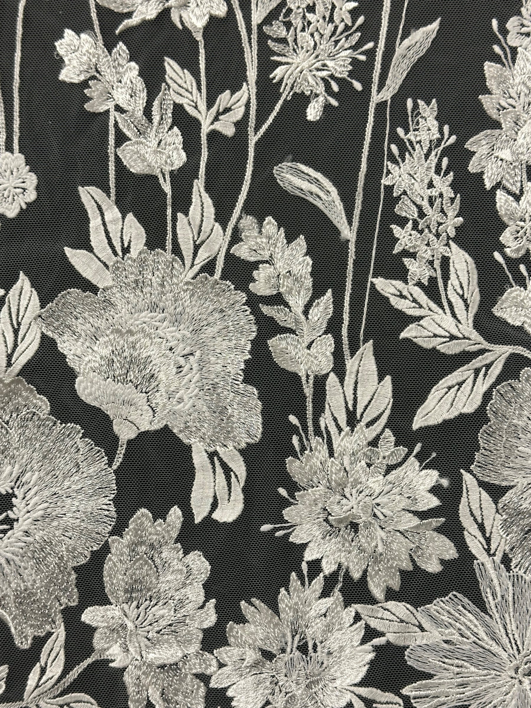 Ivory Embroidered Lace - Genby