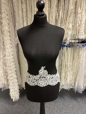 Ivory Corded Lace Trim - Niagara