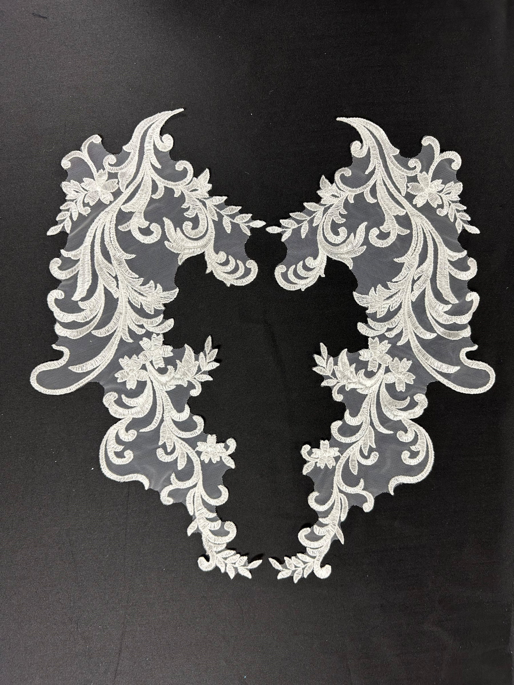 Ivory Embroidered Lace Appliques - Darkle