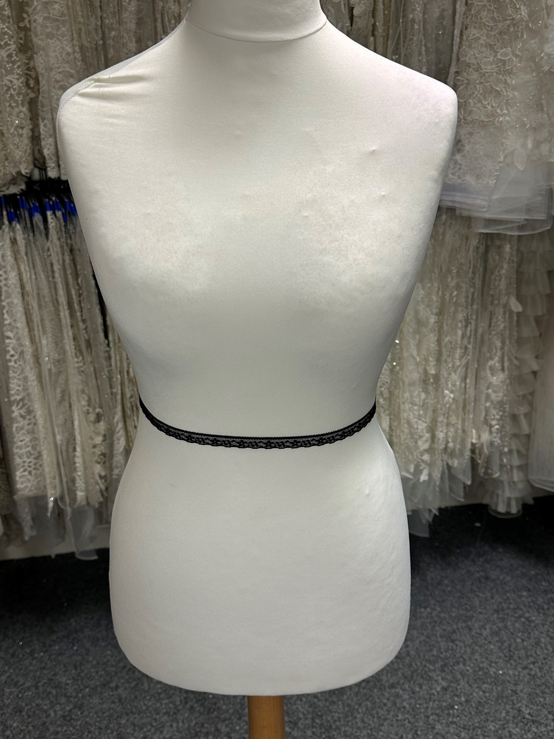 Black Lace Trim - Birch Black Lace Trim - Birch