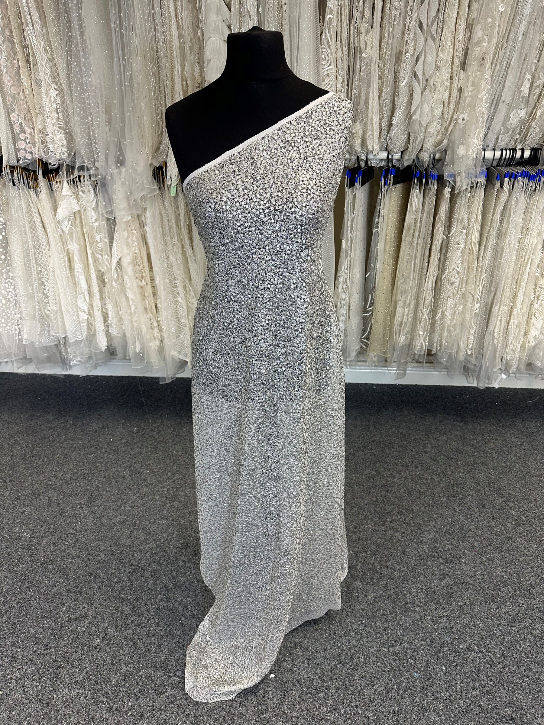 sequin dress fabric 1.4 Meters Wide Sparkling Blue Laser Embroidery Sequin Fabric Stage Performance Costumes Dress Skirt Pants Design Material C23T155C250624V