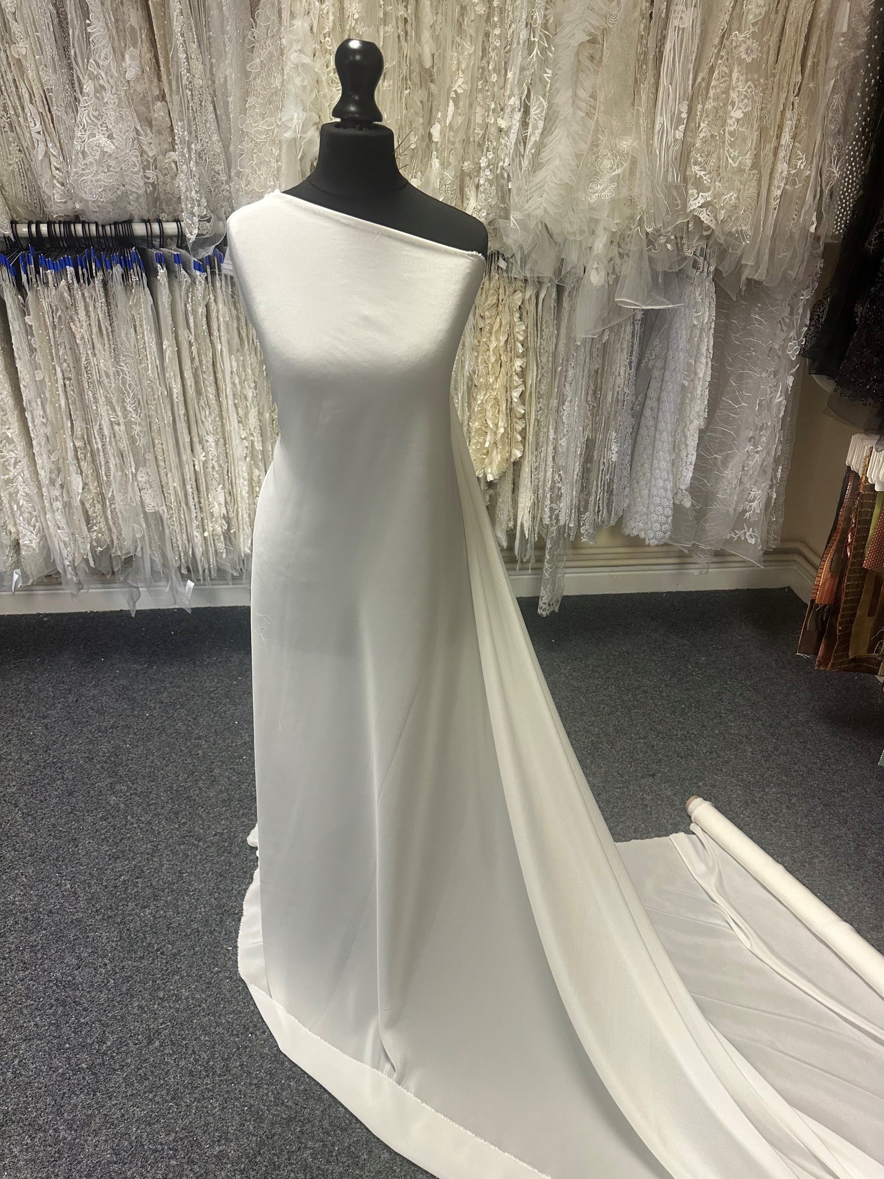 Ivory Silk Crepe de Chine - Glamour Ivory Silk Crepe de Chine - Glamour