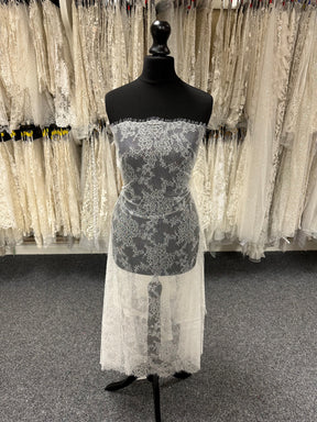 Ivory Chantilly Lace - Camden