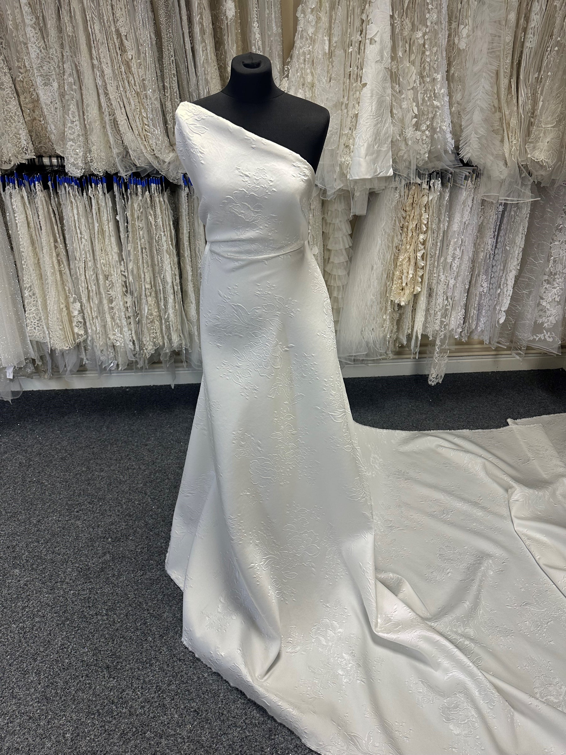 Wonderful Italian Ivory Brocade - Philadelphia Wonderful Italian Ivory Brocade - Philadelphia