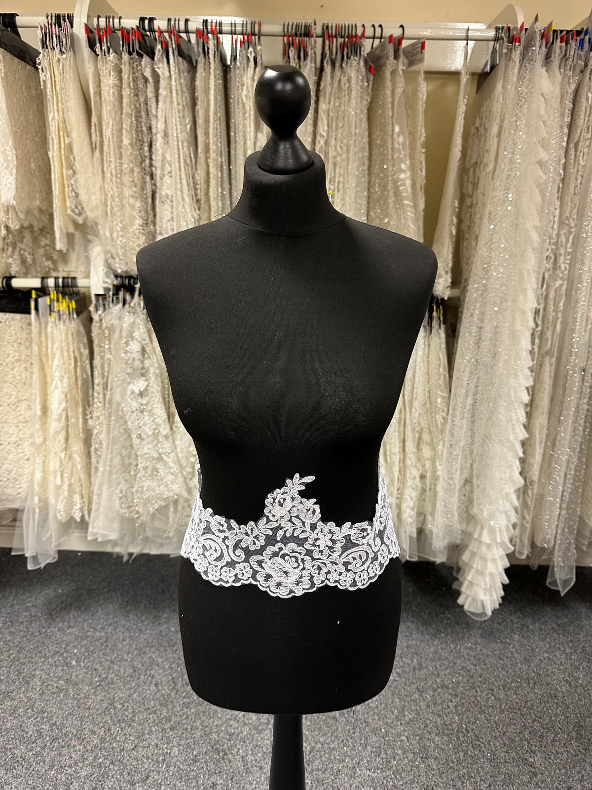 White Corded Lace Trim - T 226 Unbeaded (CF)