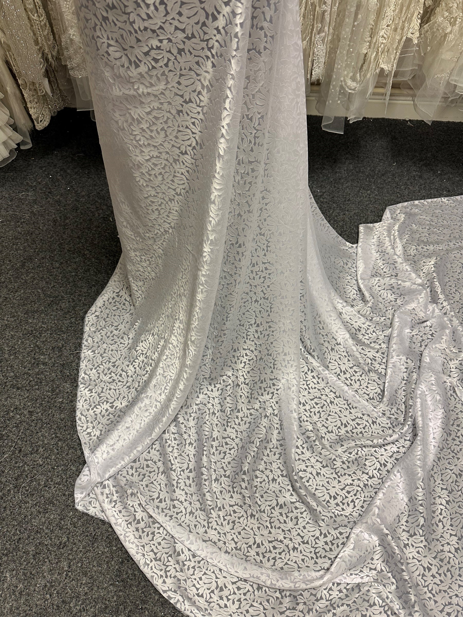 White Bridal Devoré - Amuse