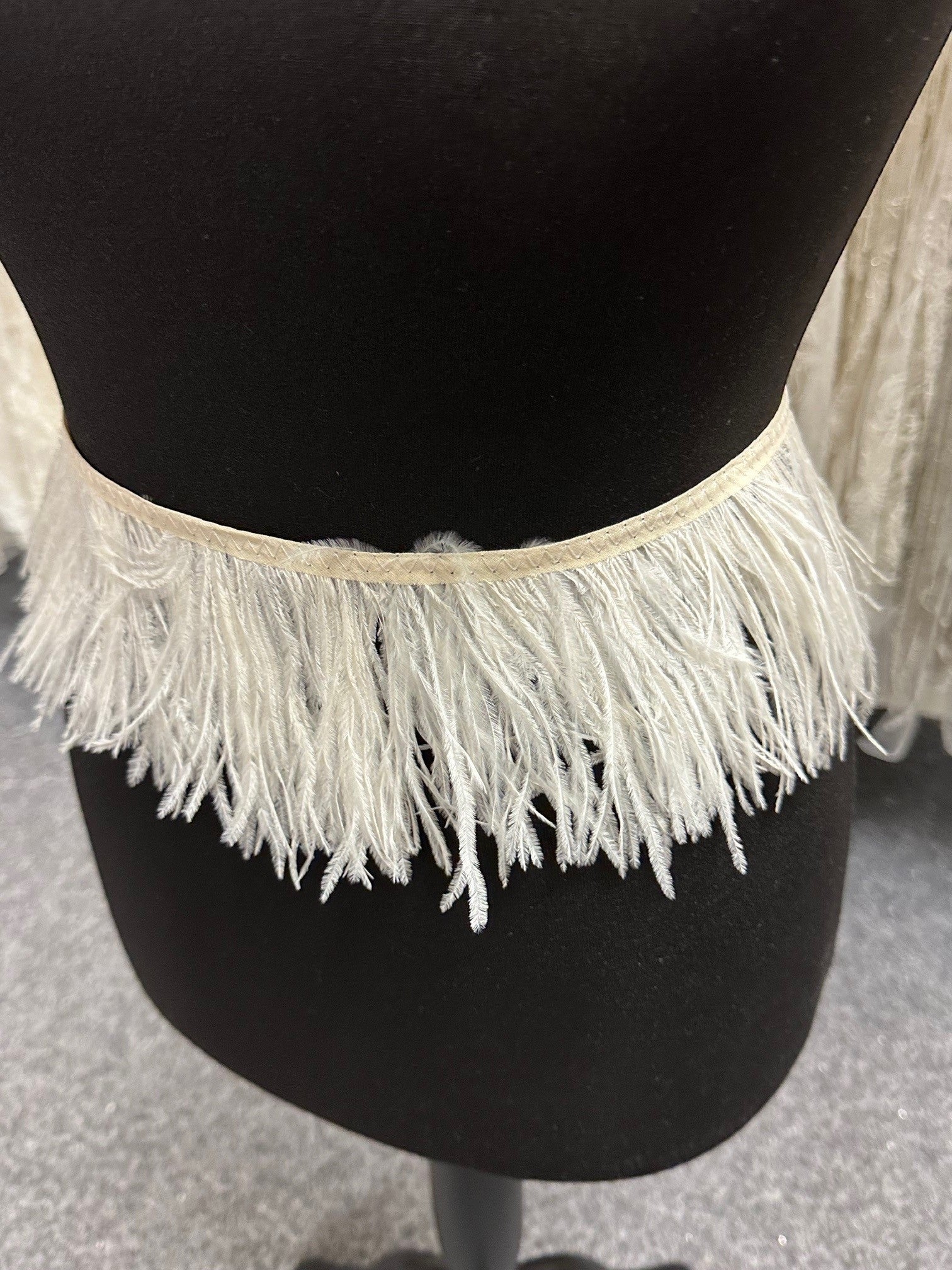 Ivory Feather Trim - Otis