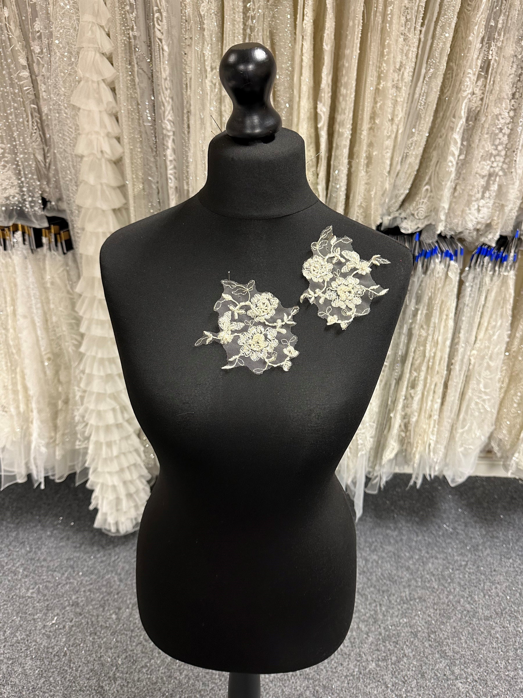 Cappuccino Bead Embellished Lace Appliques - Sappy