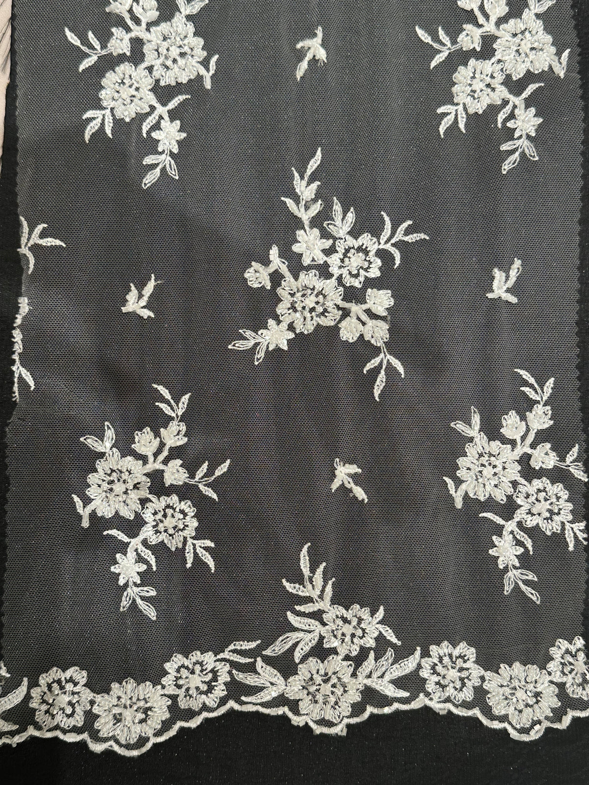 Ivory Sequinned Lace - Roxanne (CF)