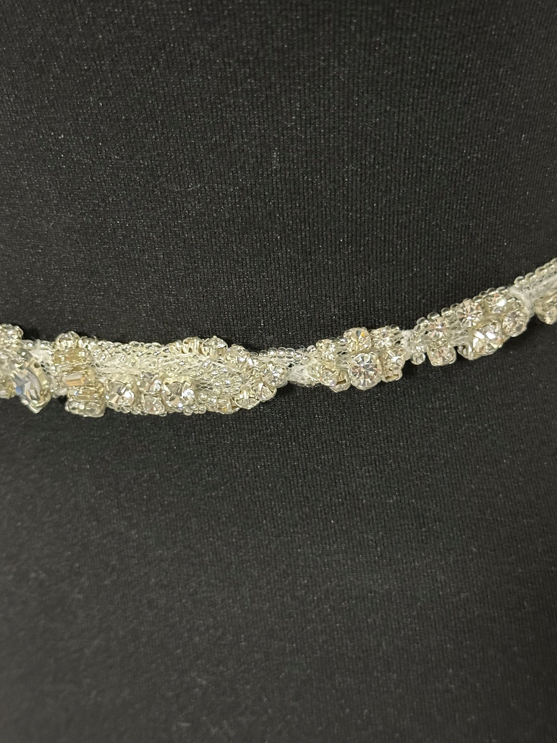 Long Waist Applique - Gabelle