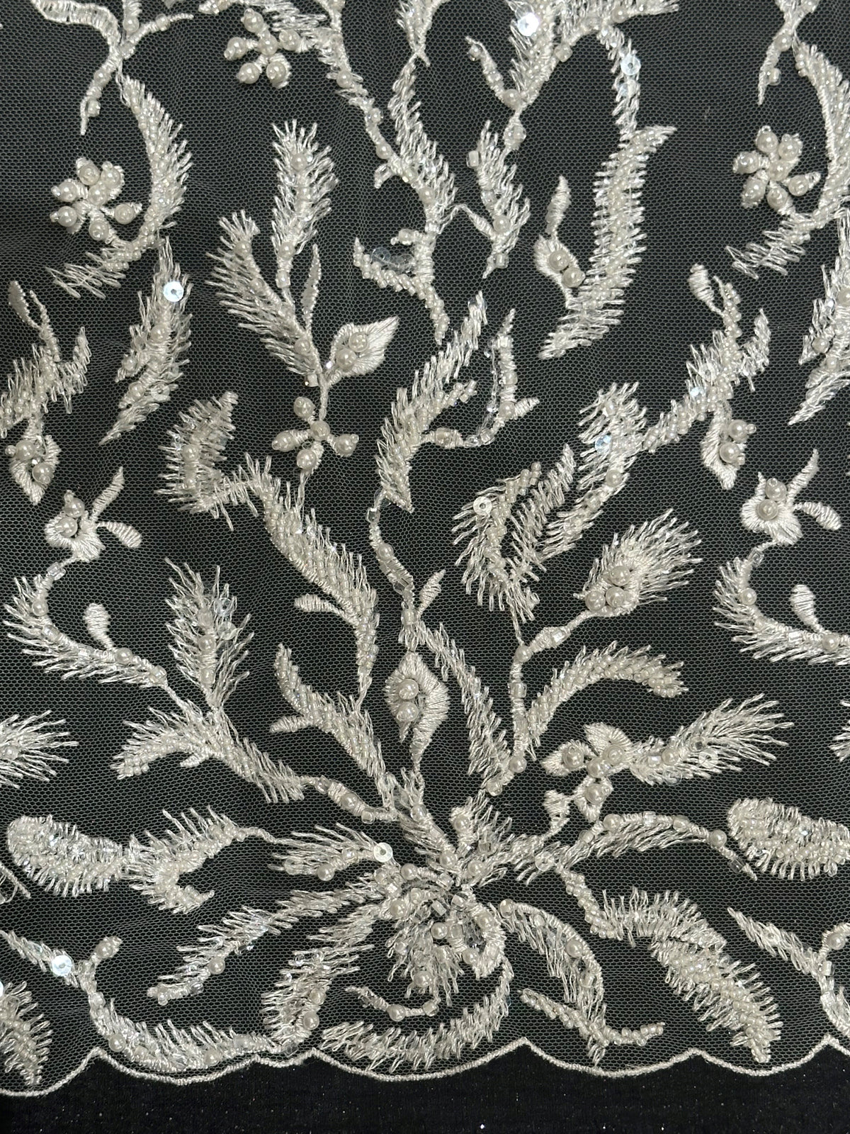 Ivory Graduated Flower Lace - Paula (CF)