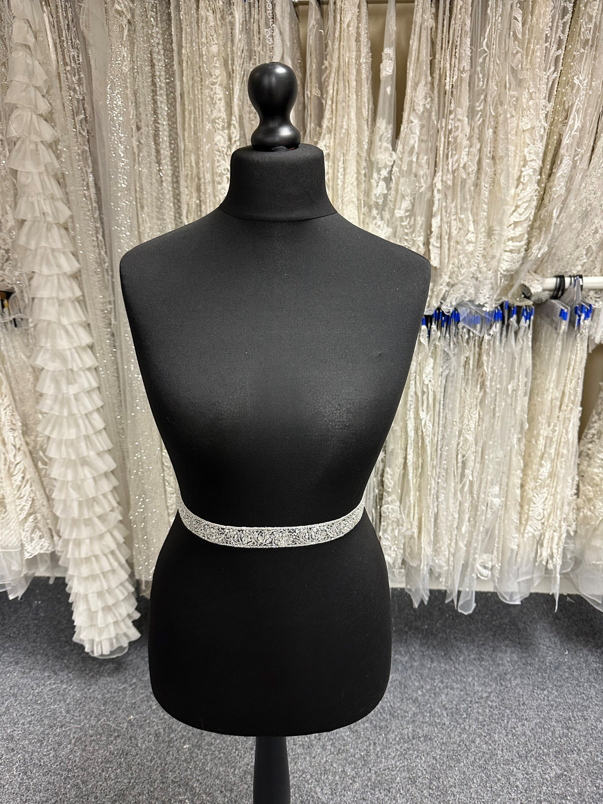 Ivory Crystal Trim – Copium