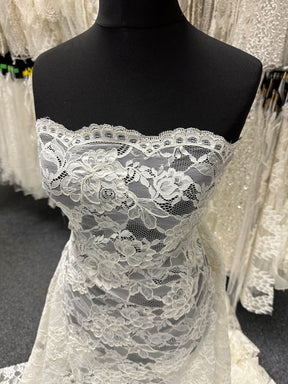 Ivory Corded Lace - P213