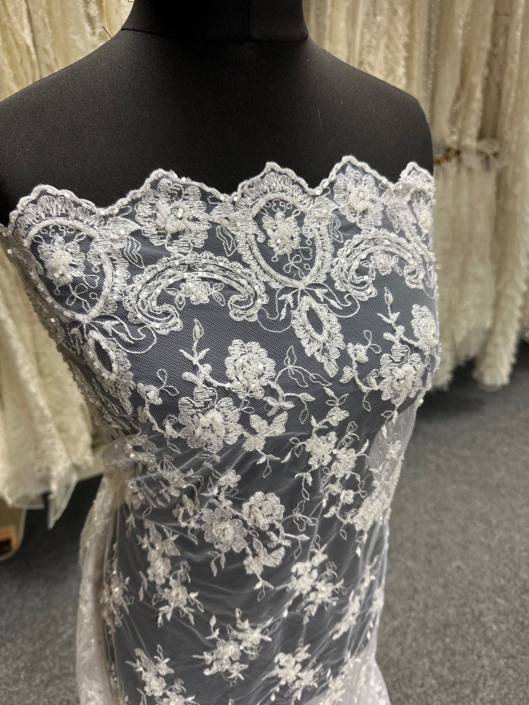 White Beaded Lace - Sappy