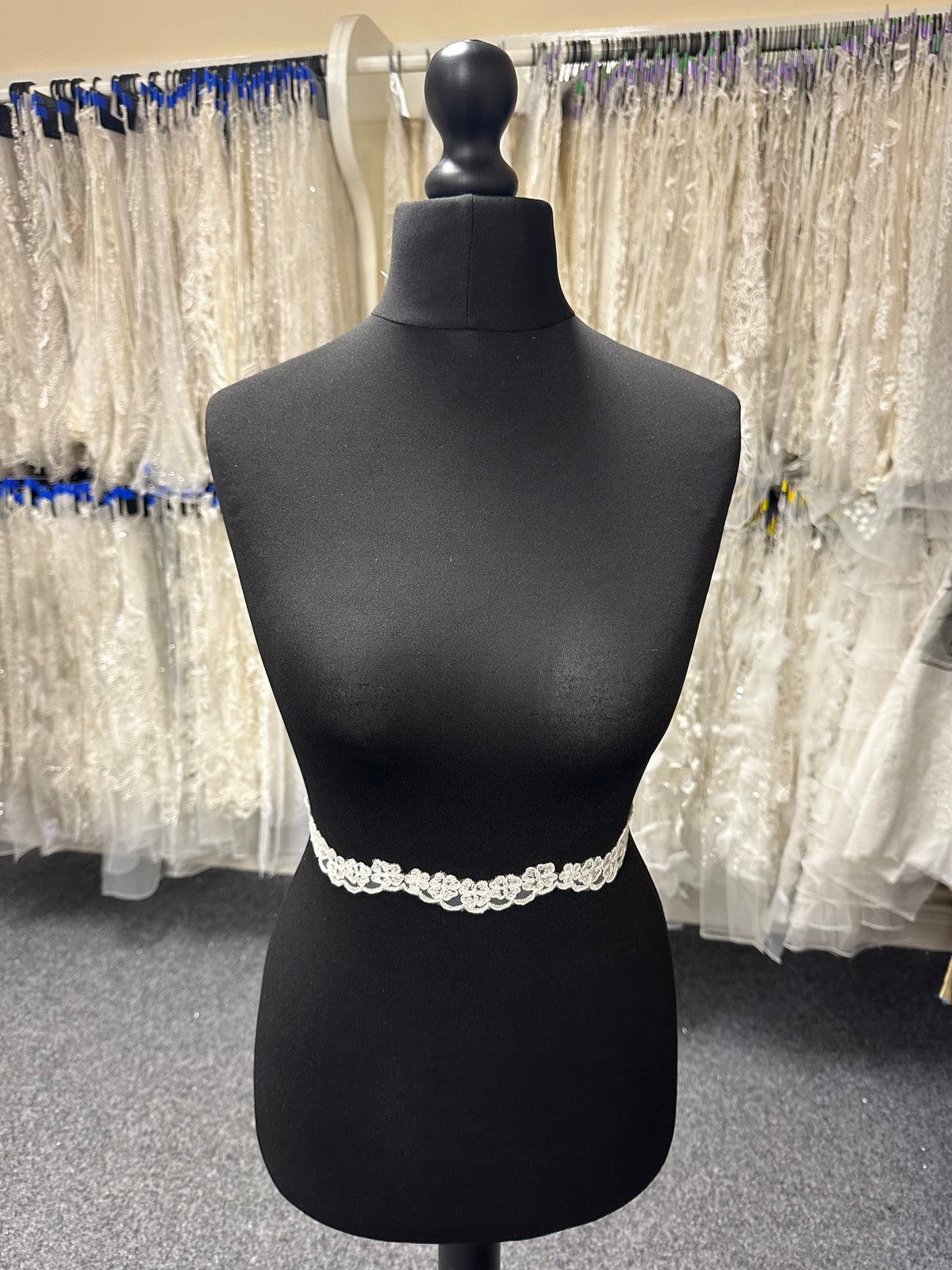 Ivory Corded Lace Trim - Nightfall