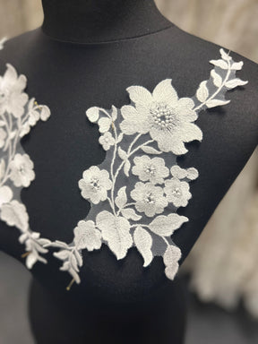 Ivory Unbeaded Embroidered Lace Appliques - AP 534 U