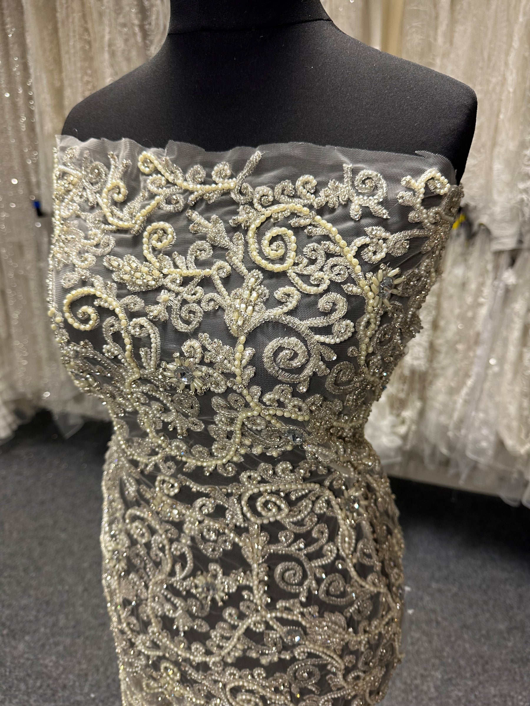 Ivory Crystal Lace - Kimchi