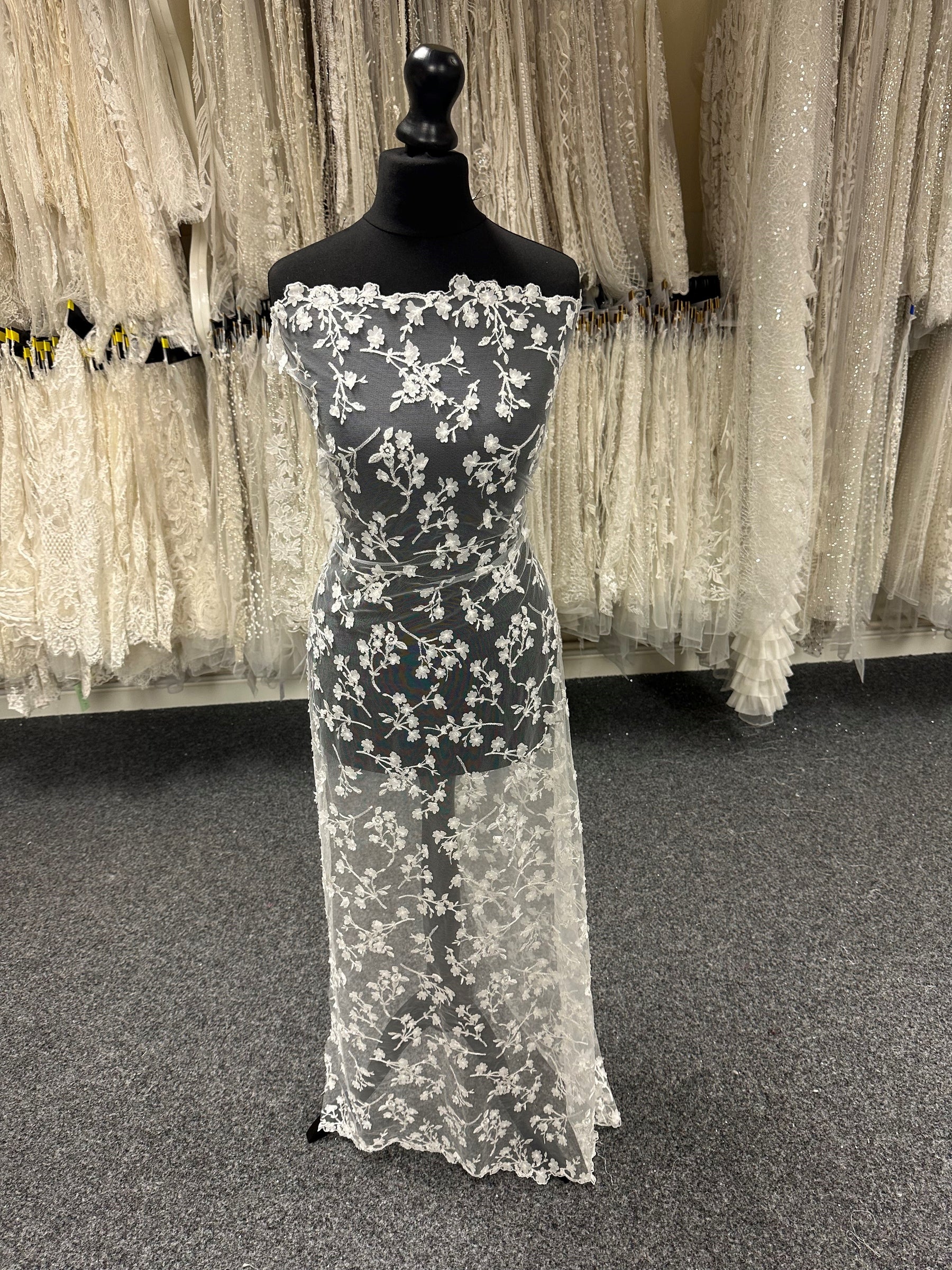 Ivory Laser Embroidery Lace - Hypnosis