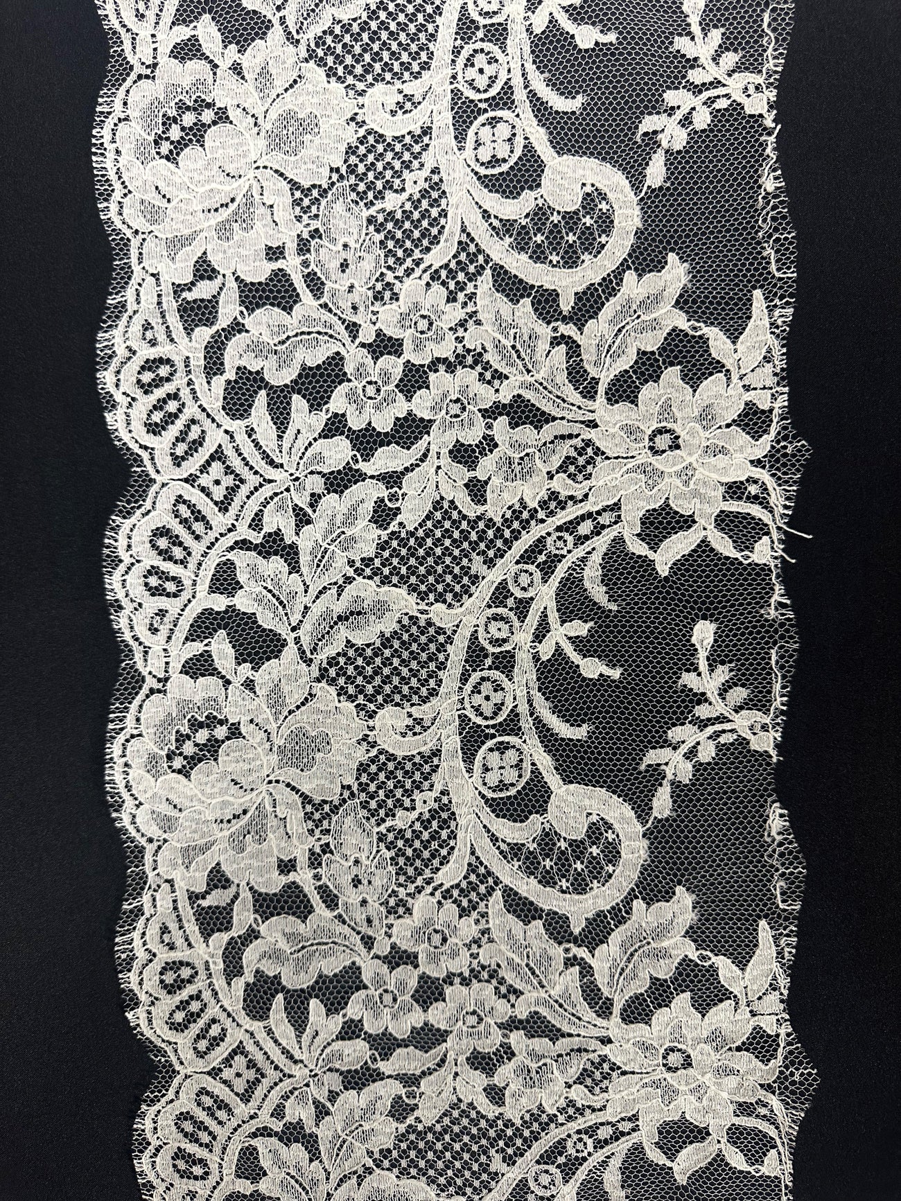 Ivory Chantilly Lace Trim Kate