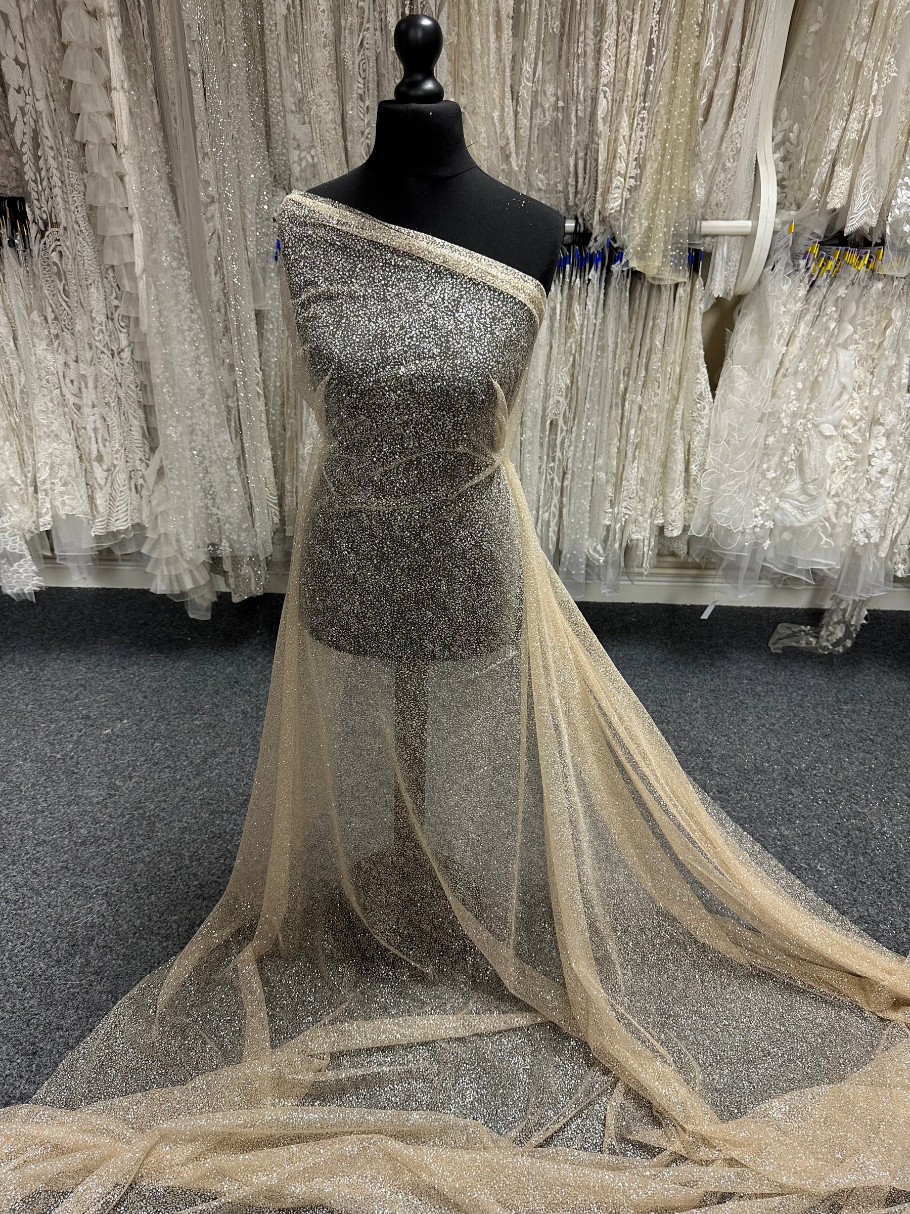 Nude Glitter Tulle - Attraction