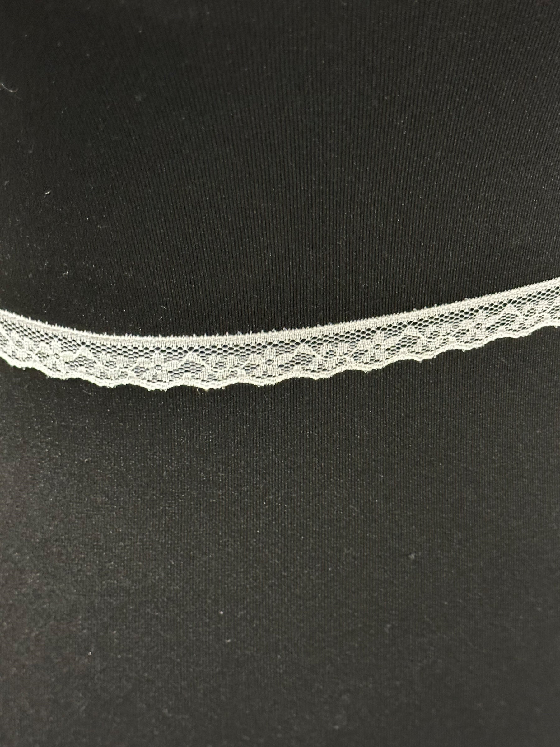 Ivory Lace Trim - Birch