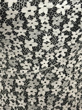 Ivory Chantilly Lace - Aino