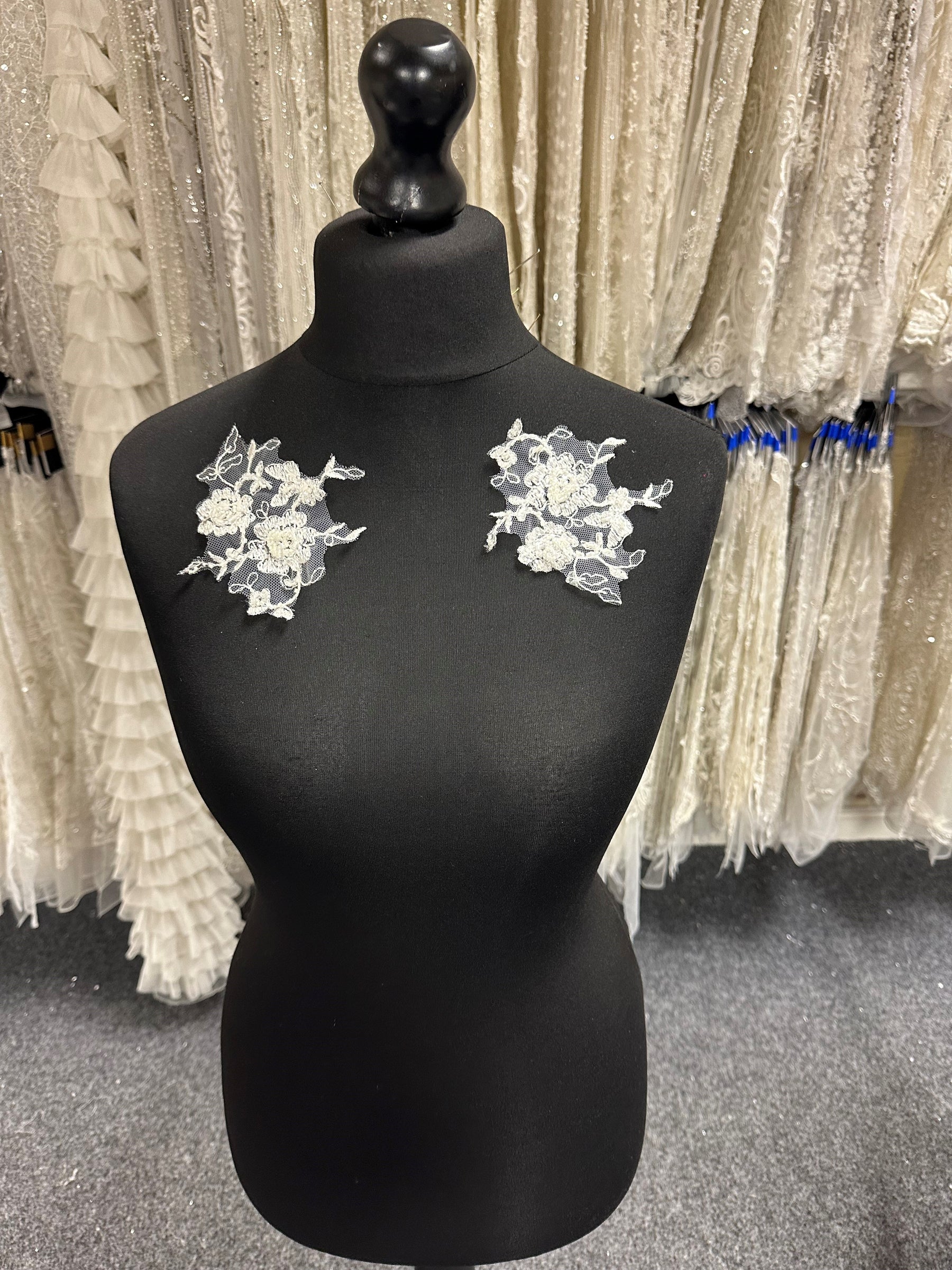 Ivory Bead Embellished Lace Appliques - Sappy