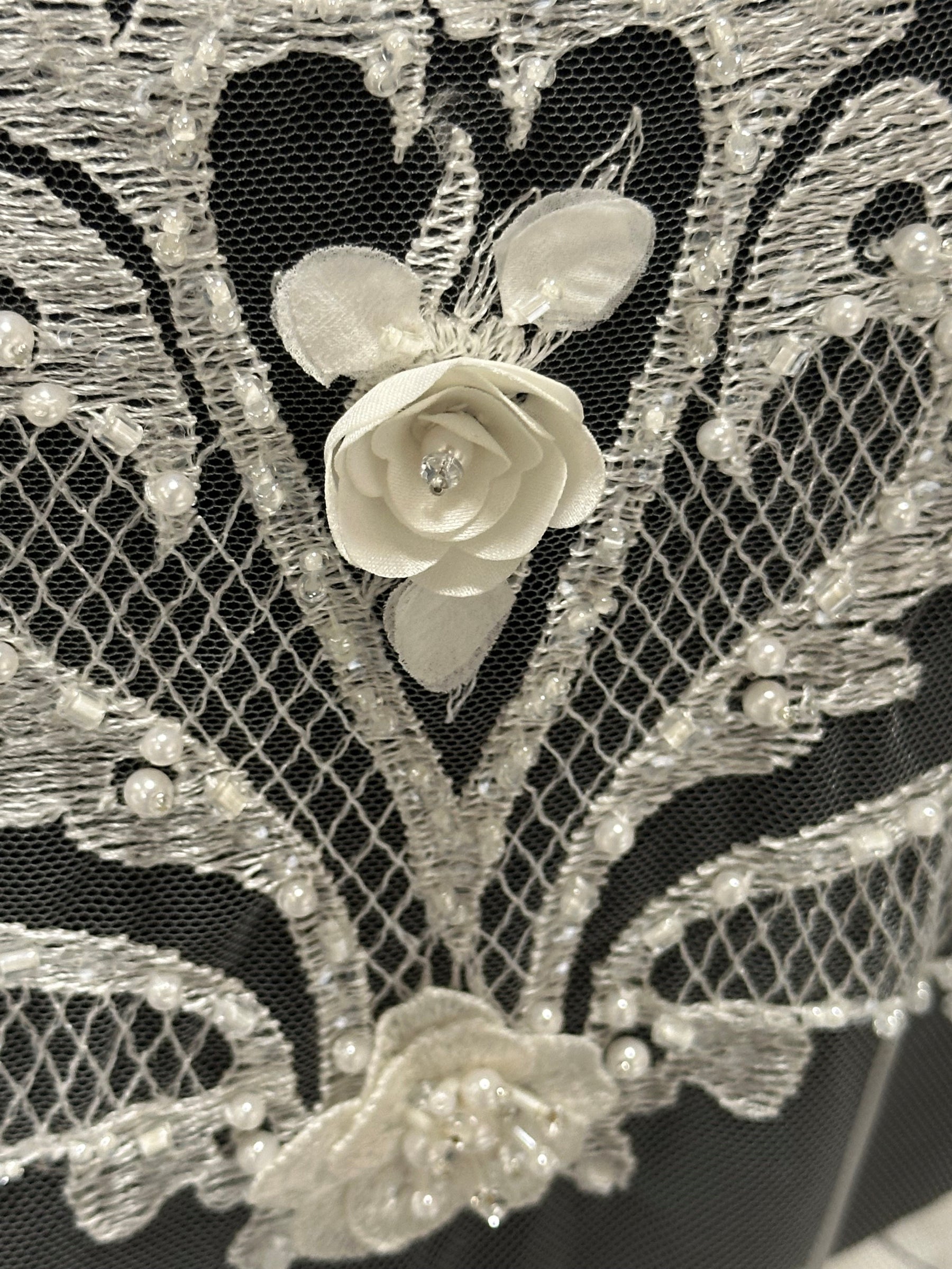 Ivory Placement Lace – Cardaya