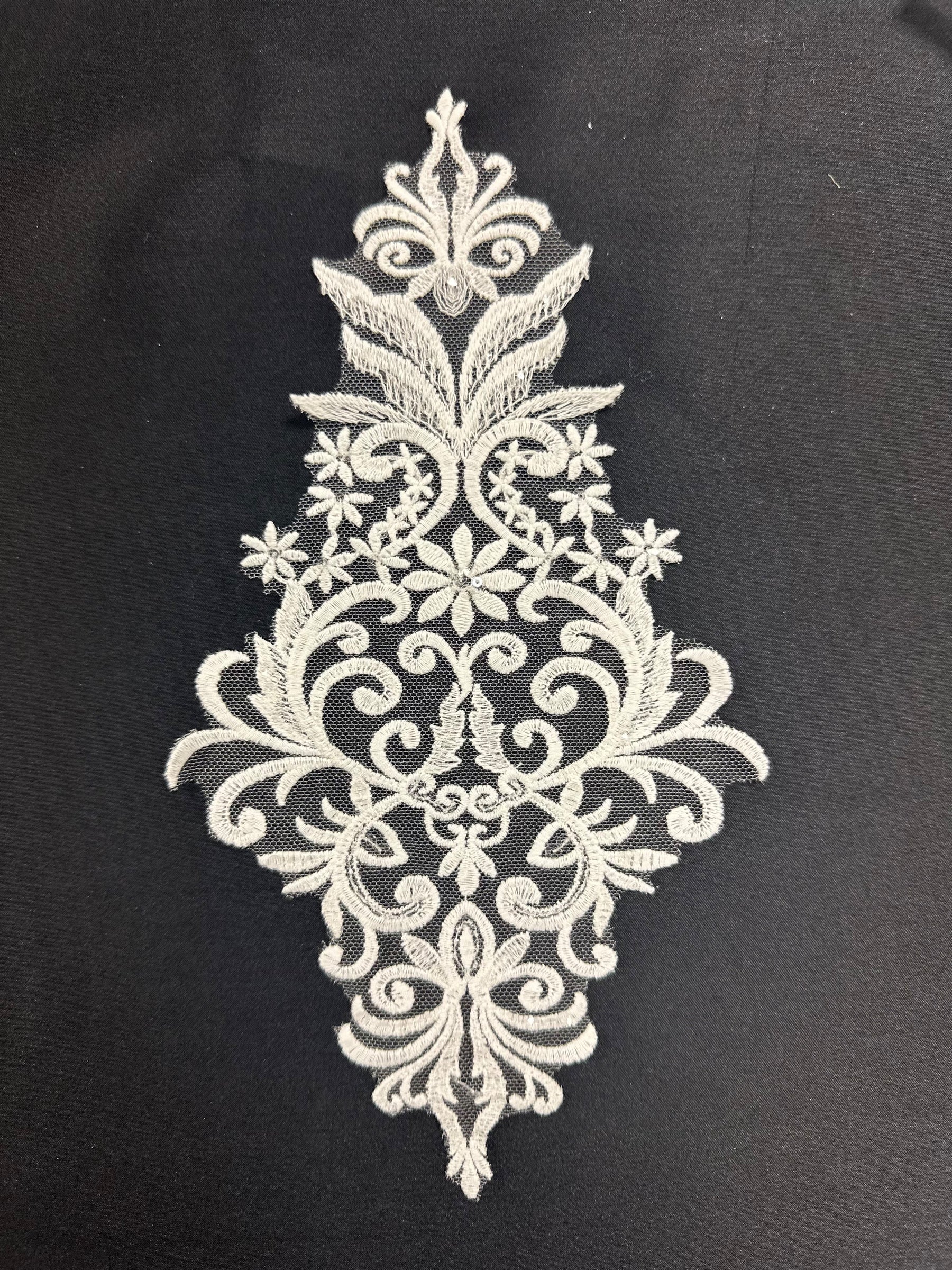 Ivory Sequin Lace Applique - AP 183 (CF)