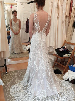 Discounted Ivory Lace - Conchita