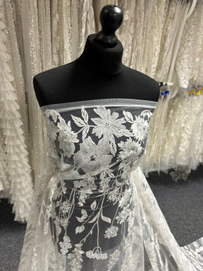 Ivory Embroidered Lace - Genby