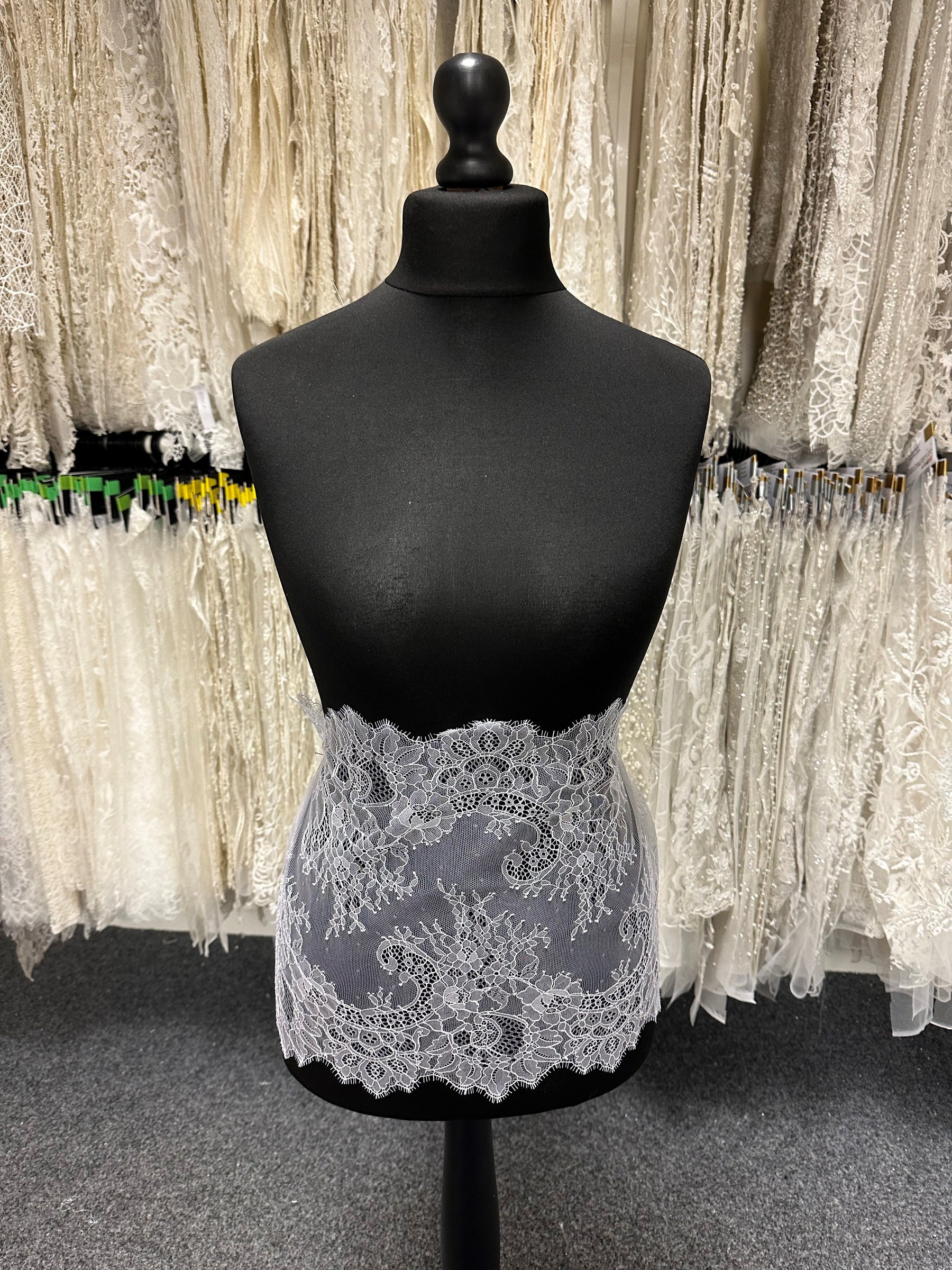 White Lace Trim - Katherine