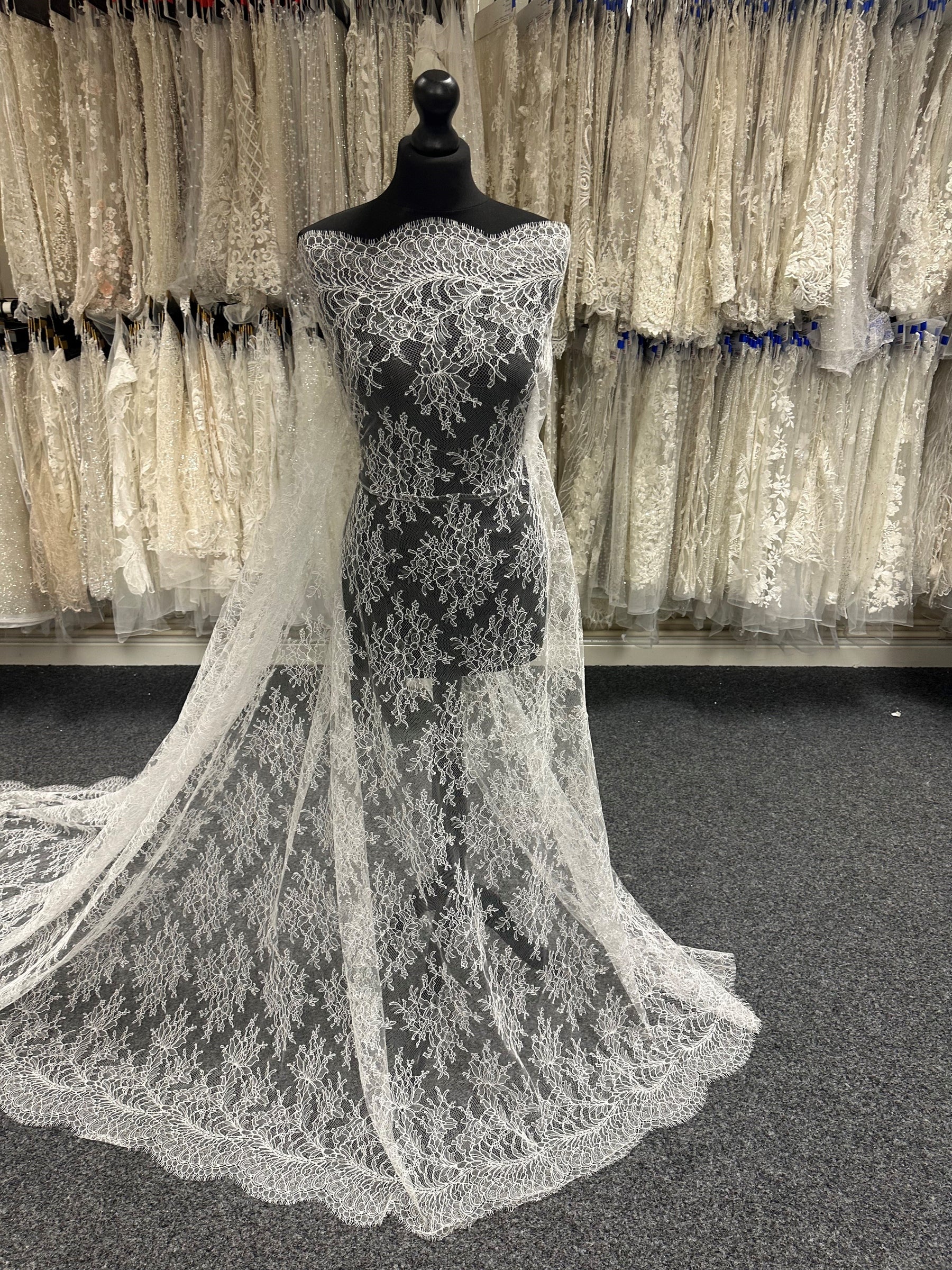 Glamorous French Ivory Chantilly Lace Nelly Glamorous French Ivory Chantilly Lace Nelly