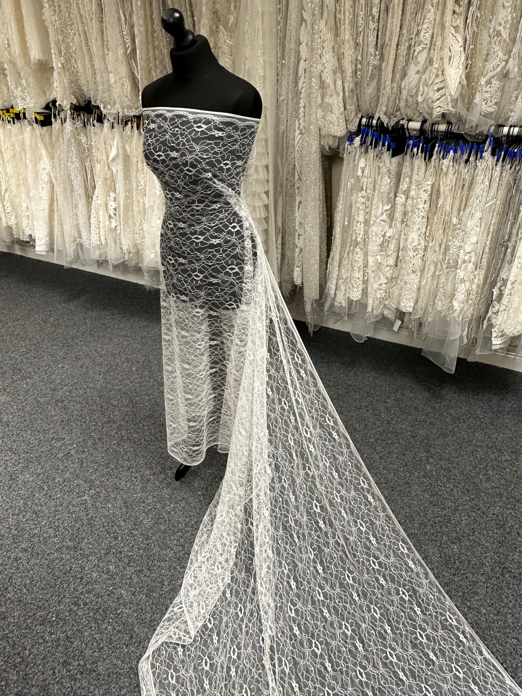 Ivory Corded Lace - Leanne