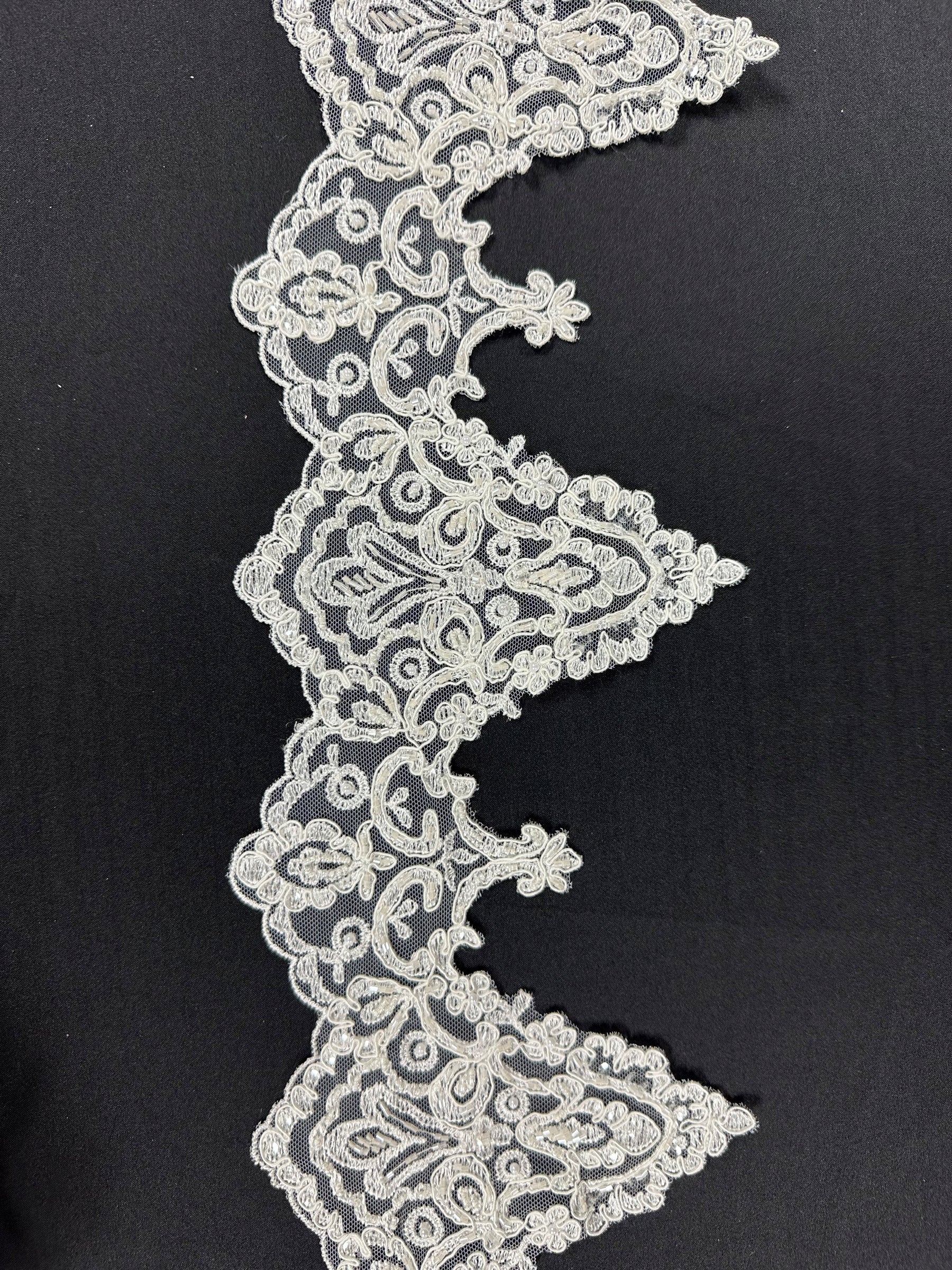 Ivory Beaded Lace Trim - Ziggurat