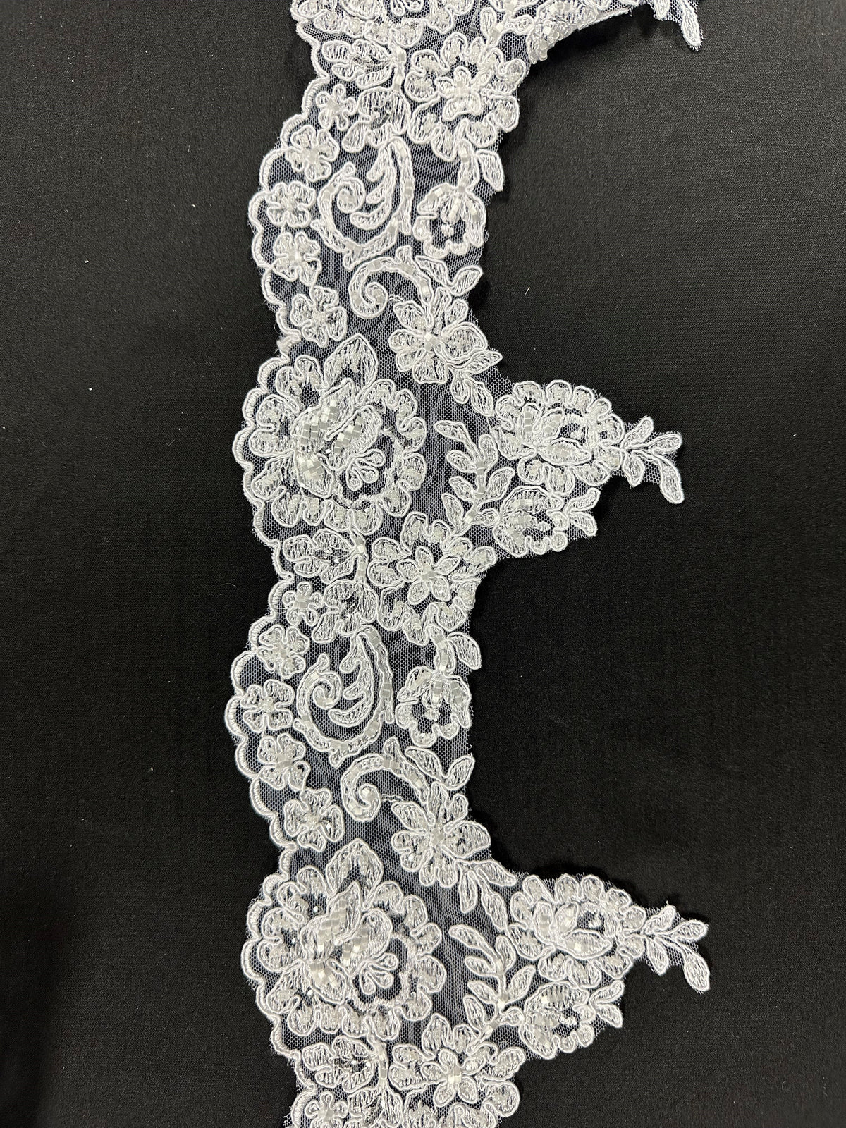 White Beaded & Corded Lace Trim - Noisy