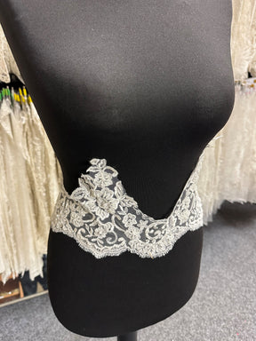 Ivory Sequin Lace Trim - Trivia