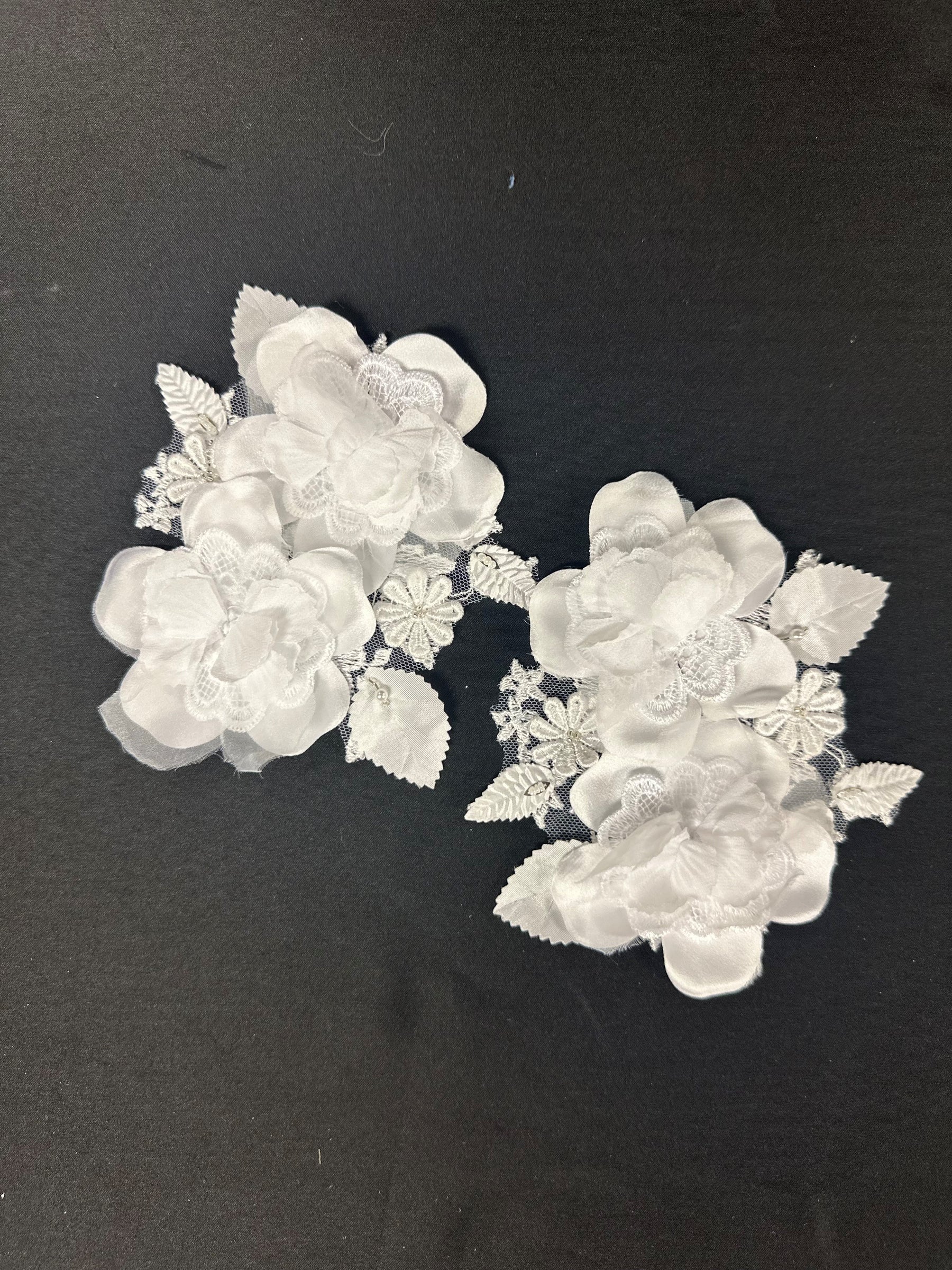 White 3D Lace Appliques - AP 2029 (CF)