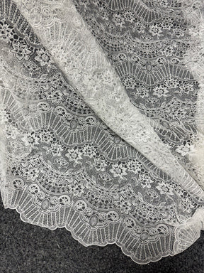 Ivory Embroidered Lace - Tremendo