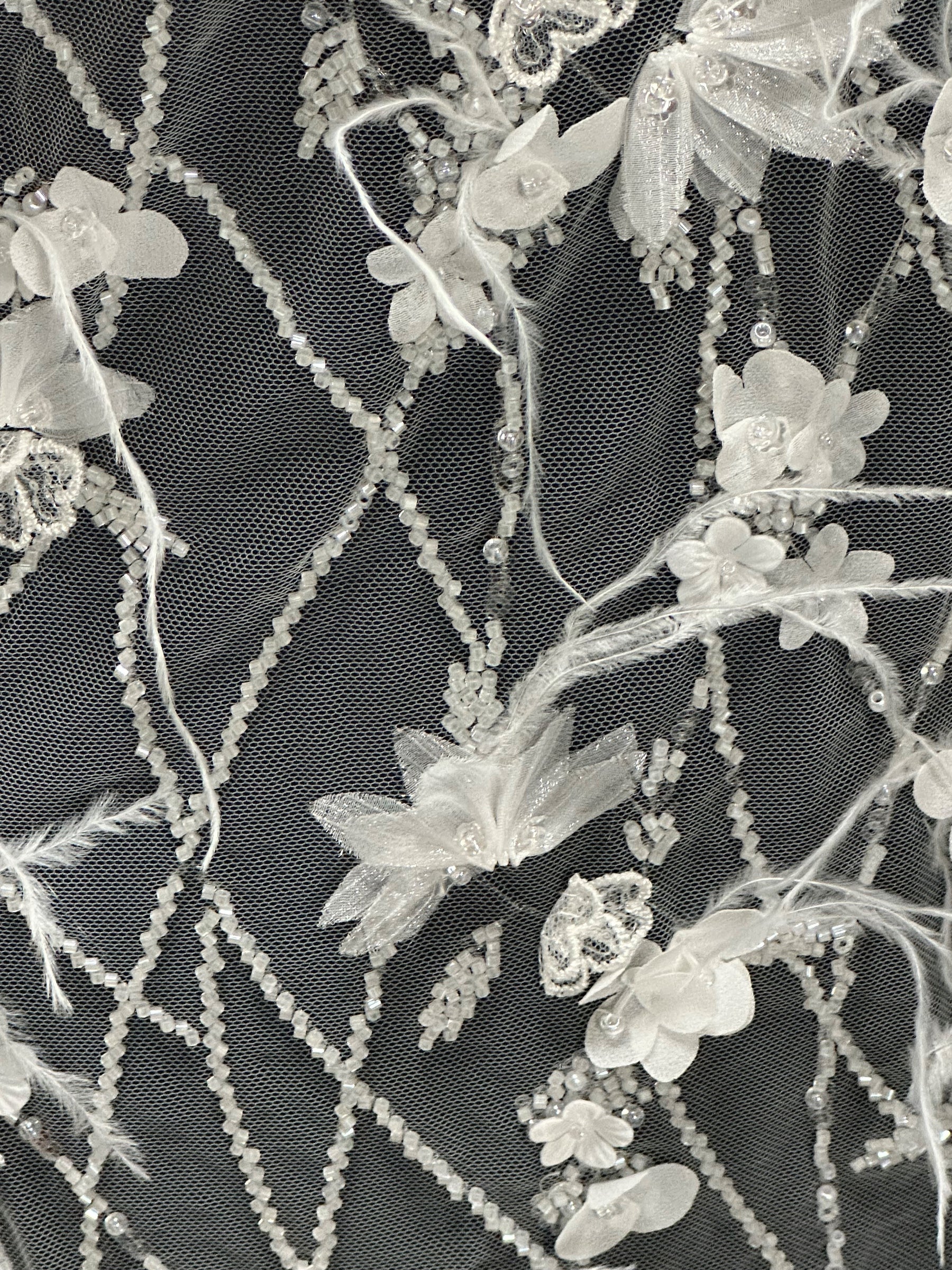 Ivory Feather Lace - Zuly