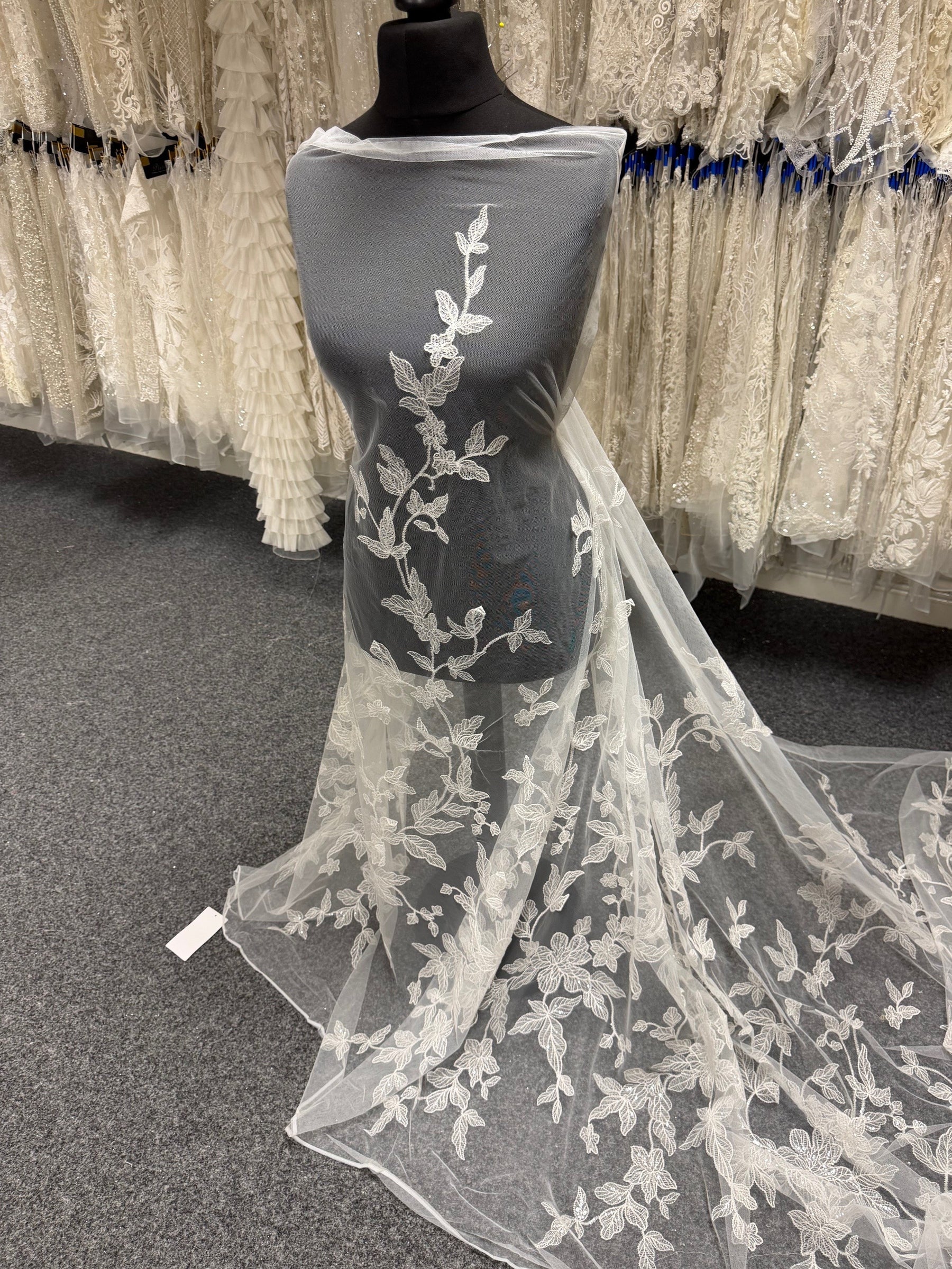 Ivory Sequin Lace - EB3040
