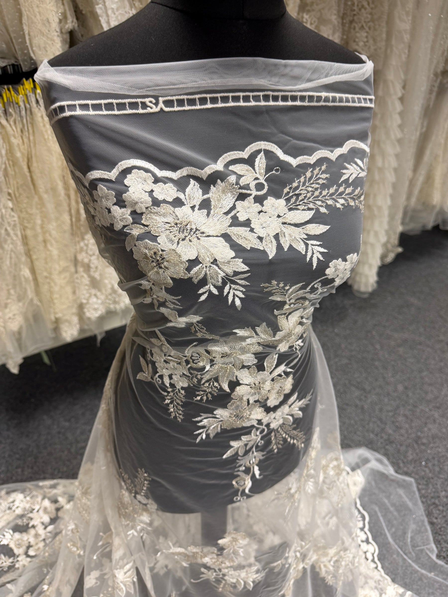 Ivory Sequin Embroidery Lace - EB3044