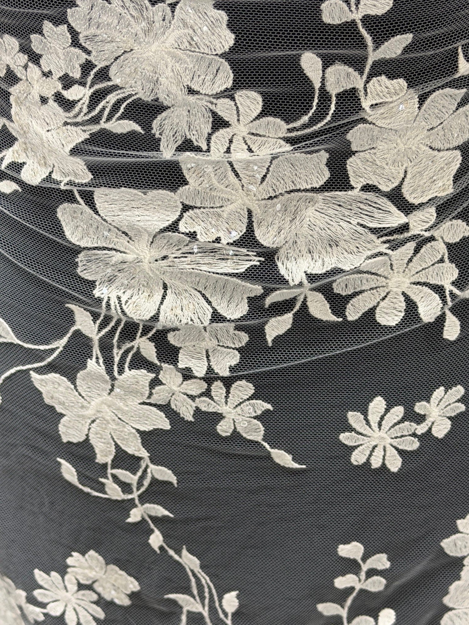 Ivory Sequin Lace - EB3063