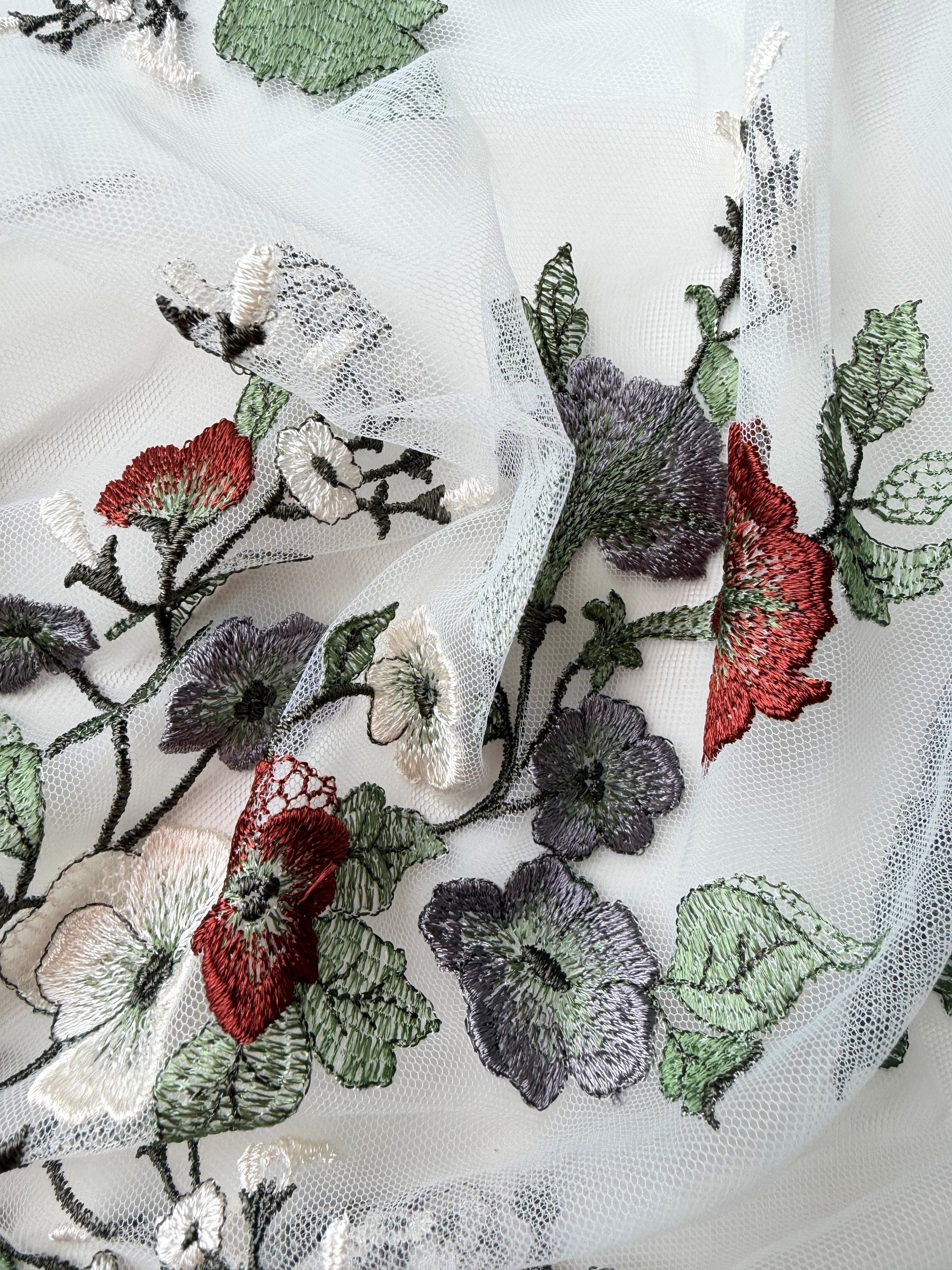 Ivory, Grape and Wine Lace - EB5055
