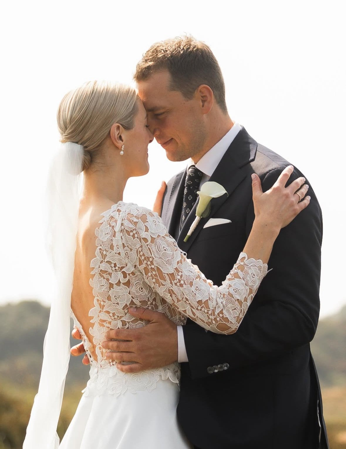 Ivory Guipure Lace - Emma